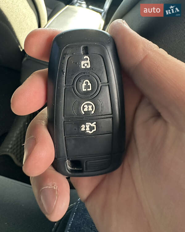 Седан Ford Fusion 2018 в Дніпрі фото 30 Седан Ford Fusion 2018 в Дніпрі