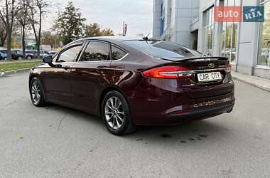 Седан Ford Fusion 2017 в  фото 5 Седан Ford Fusion 2017 в