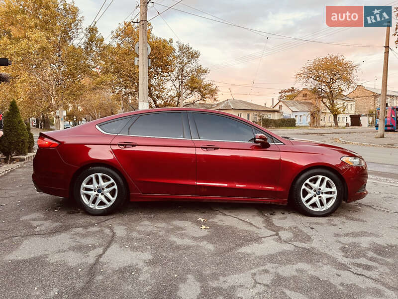 Седан Ford Fusion 2014 в Николаеве