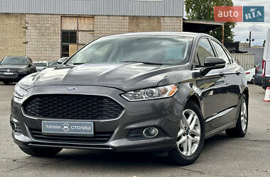 Седан Ford Fusion 2016 в Києві
