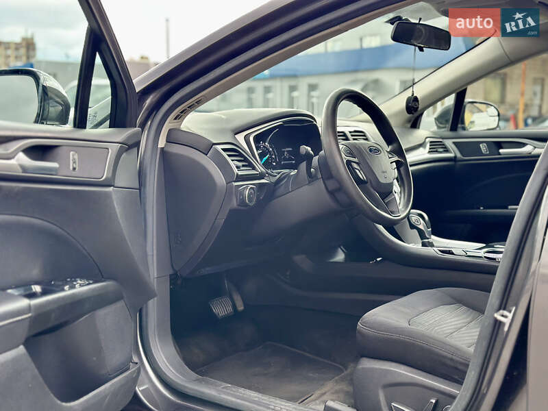 Седан Ford Fusion 2016 в Києві фото 9 Седан Ford Fusion 2016 в Києві