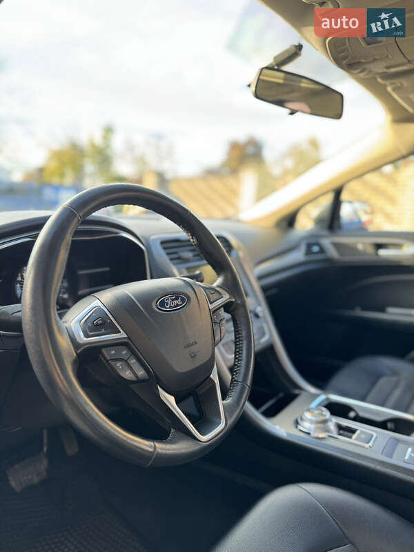 Седан Ford Fusion 2016 в Чернівцях фото 10 Седан Ford Fusion 2016 в Чернівцях