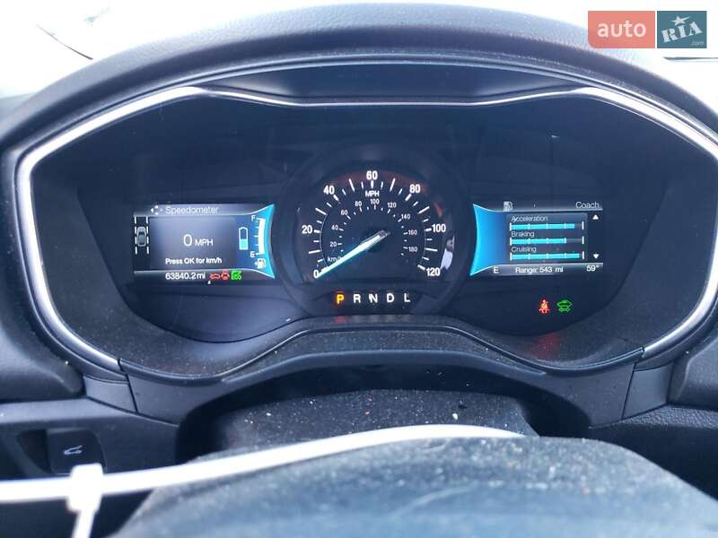 Седан Ford Fusion 2019 в Львові