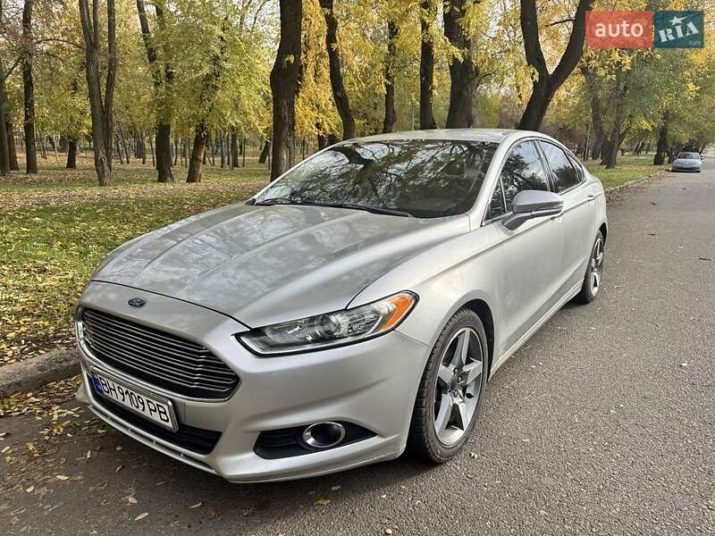 Седан Ford Fusion 2013 в Кривому Розі фото 2 Седан Ford Fusion 2013 в Кривому Розі