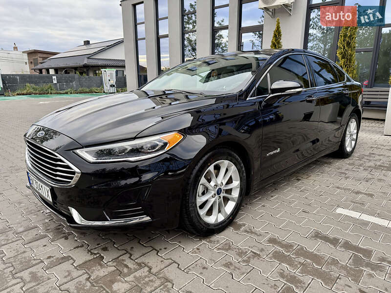 Седан Ford Fusion 2019 в Рівному фото 2 Седан Ford Fusion 2019 в Рівному
