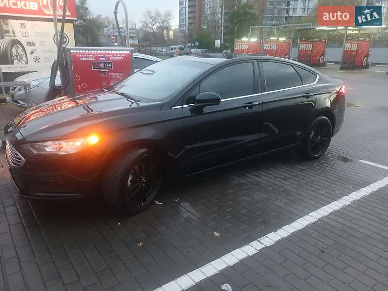 Седан Ford Fusion 2016 в Києві фото 5 Седан Ford Fusion 2016 в Києві