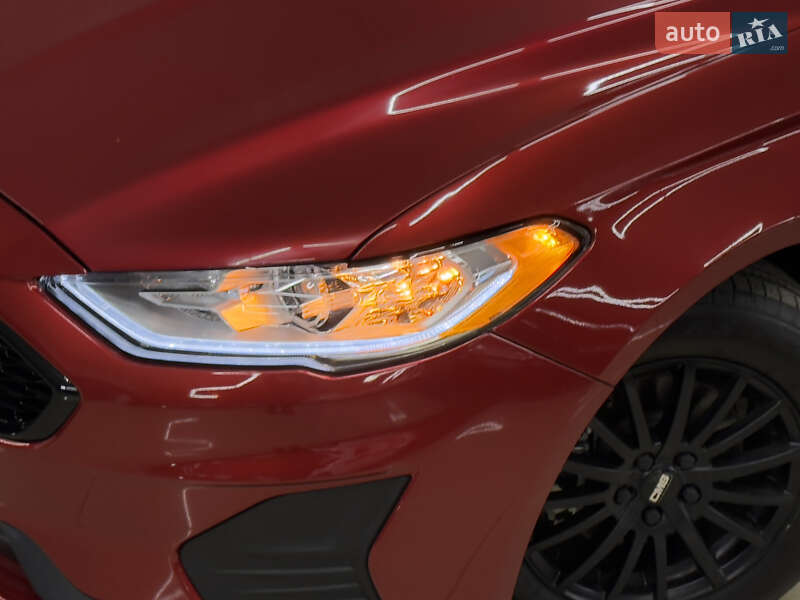 Седан Ford Fusion 2020 в Николаеве