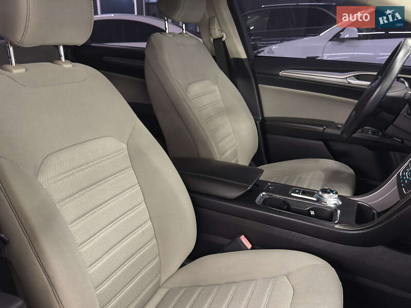 Седан Ford Fusion 2020 в Николаеве