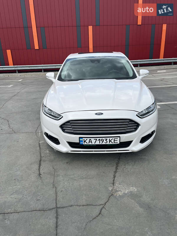 Седан Ford Fusion 2013 в Києві фото Седан Ford Fusion 2013 в Києві
