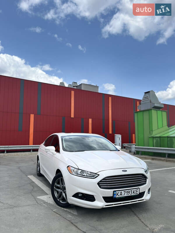 Седан Ford Fusion 2013 в Києві фото 2 Седан Ford Fusion 2013 в Києві