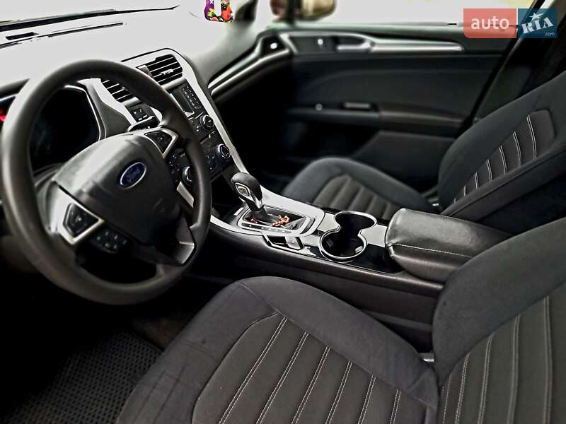 Седан Ford Fusion 2015 в Запорожье