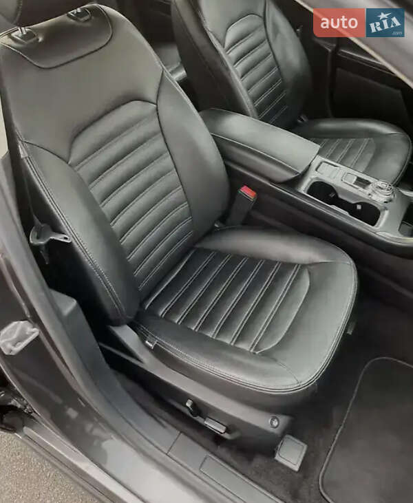 Седан Ford Fusion 2016 в Хмельницькому фото 8 Седан Ford Fusion 2016 в Хмельницькому