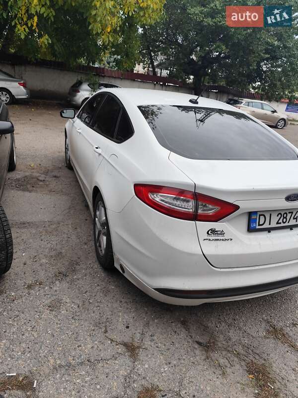 Седан Ford Fusion 2013 в Харкові