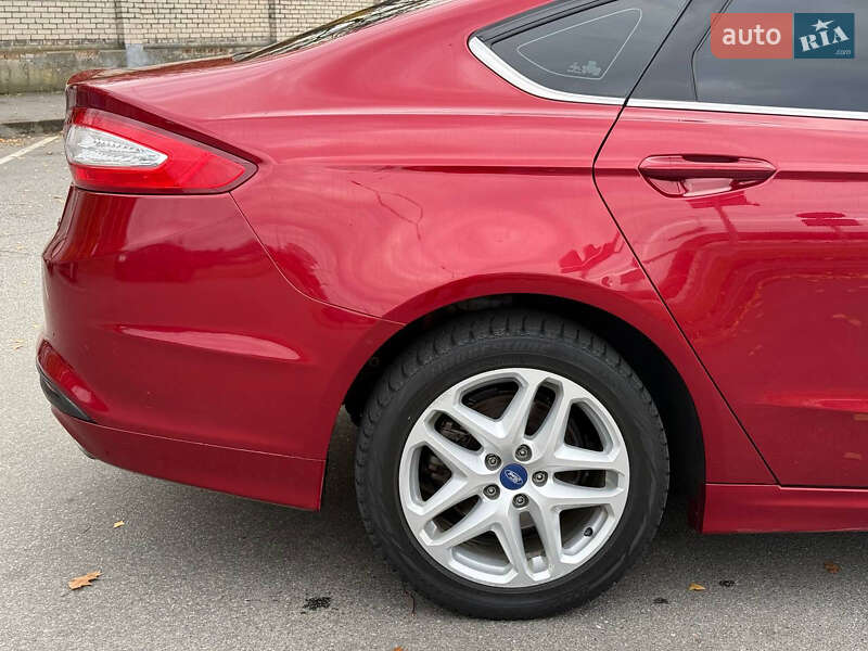 Седан Ford Fusion 2013 в Вінниці