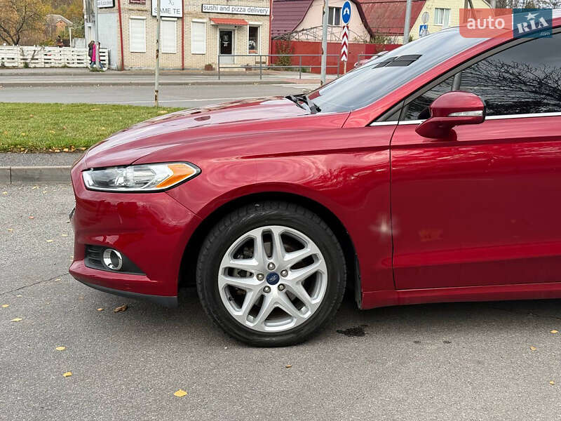 Седан Ford Fusion 2013 в Вінниці