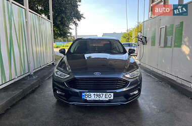 Седан Ford Fusion 2017 в Трускавці