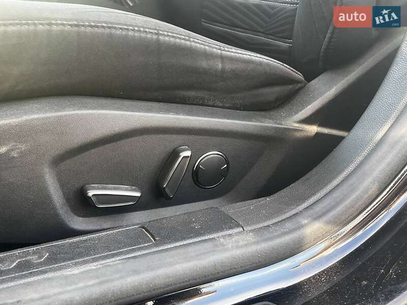 Седан Ford Fusion 2016 в Києві