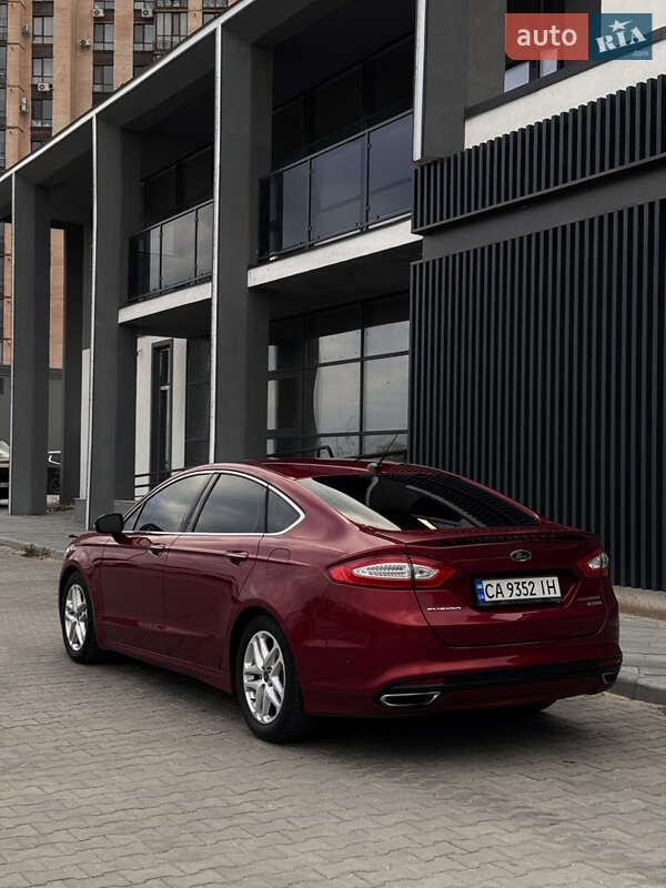 Седан Ford Fusion 2014 в Черкассах