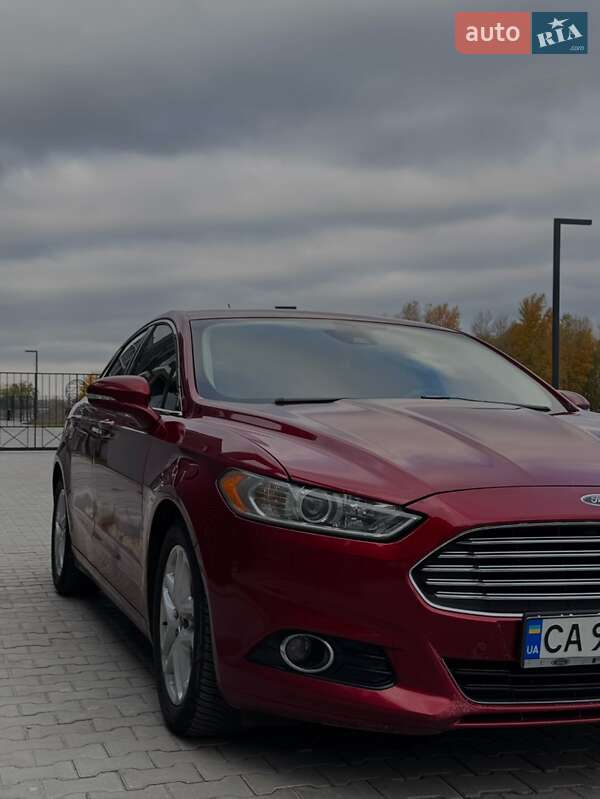Седан Ford Fusion 2014 в Черкассах