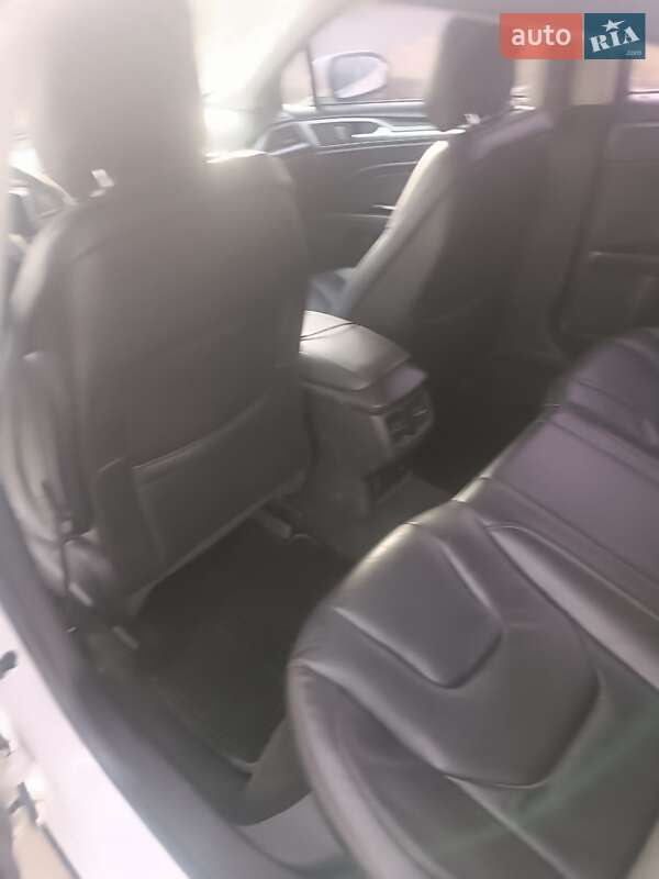Седан Ford Fusion 2013 в Киеве фото 12 Седан Ford Fusion 2013 в Киеве