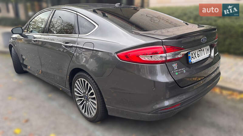 Седан Ford Fusion 2017 в Києві
