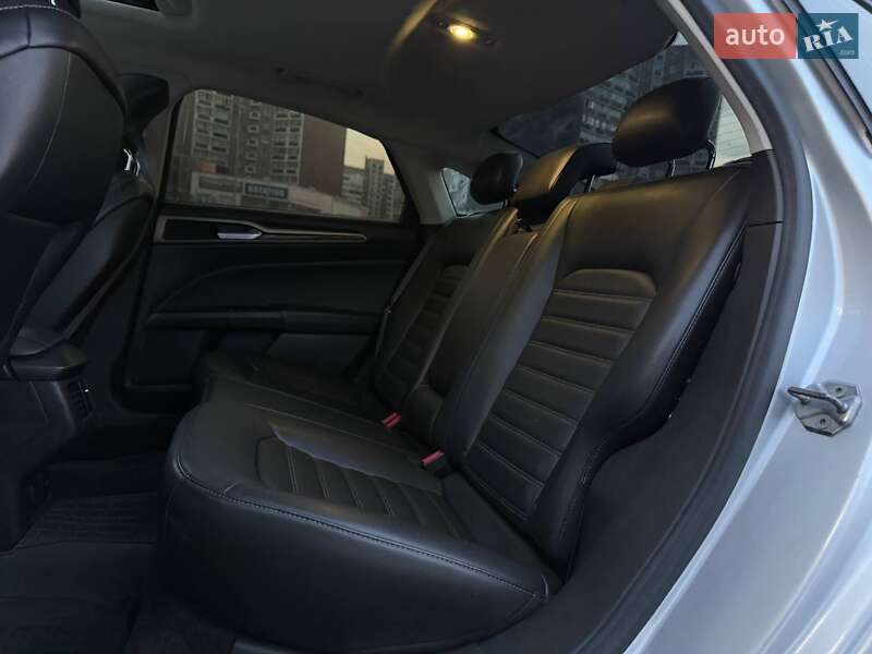 Седан Ford Fusion 2013 в Киеве фото 10 Седан Ford Fusion 2013 в Киеве