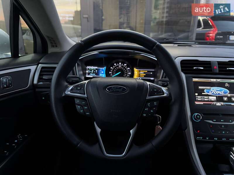 Седан Ford Fusion 2013 в Киеве фото 15 Седан Ford Fusion 2013 в Киеве