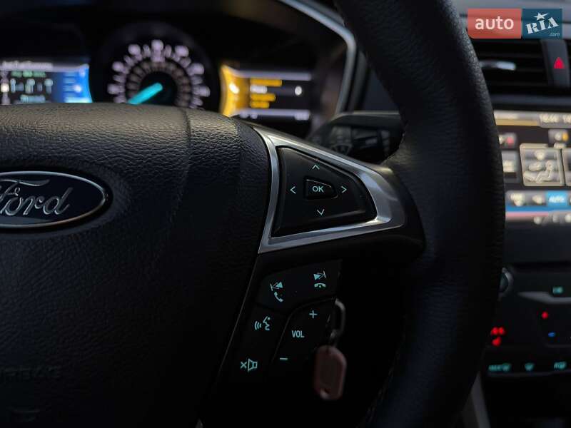 Седан Ford Fusion 2013 в Киеве фото 24 Седан Ford Fusion 2013 в Киеве