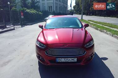 Седан Ford Fusion 2013 в Львове
