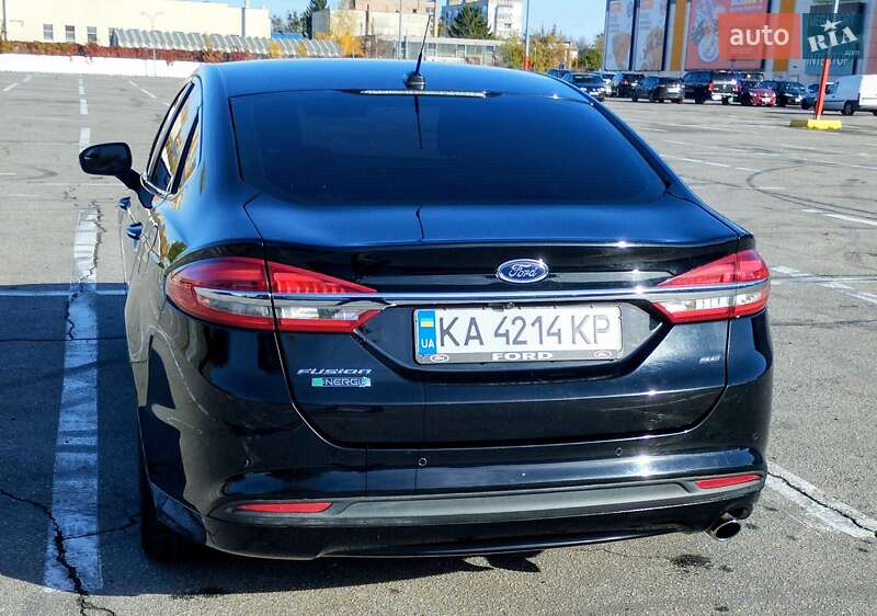Седан Ford Fusion 2017 в Полтаві