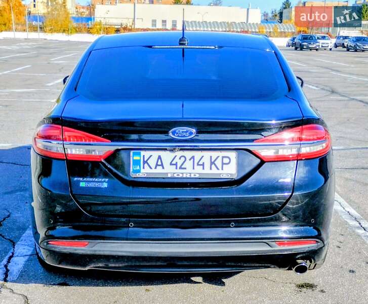 Седан Ford Fusion 2017 в Полтаві
