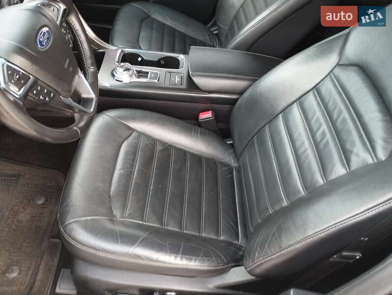 Седан Ford Fusion 2017 в Полтаві