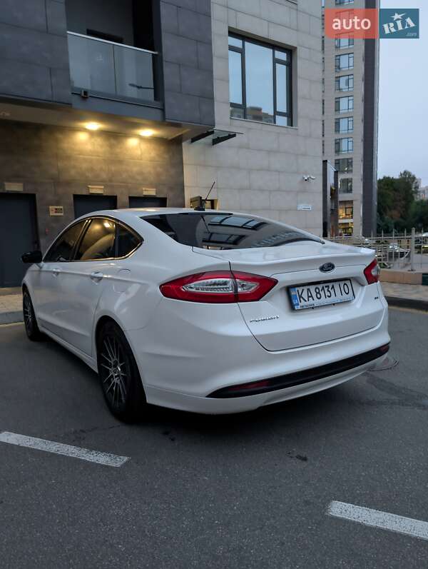 Седан Ford Fusion 2014 в Киеве фото 2 Седан Ford Fusion 2014 в Киеве
