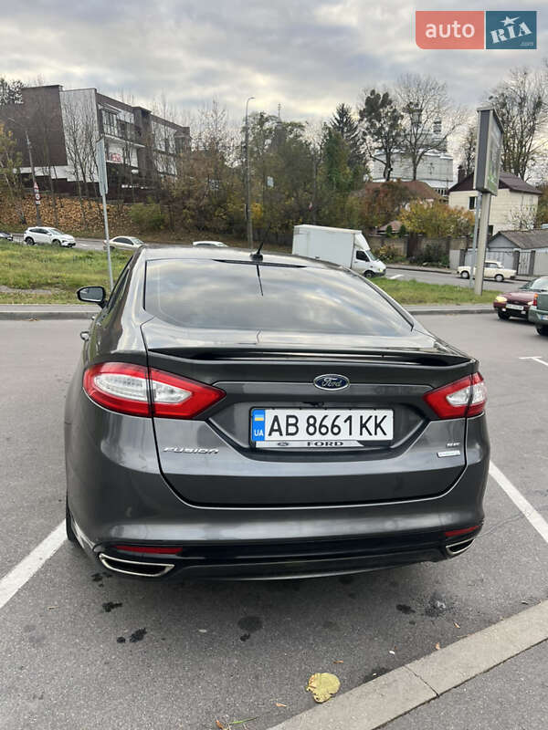 Седан Ford Fusion 2015 в Виннице