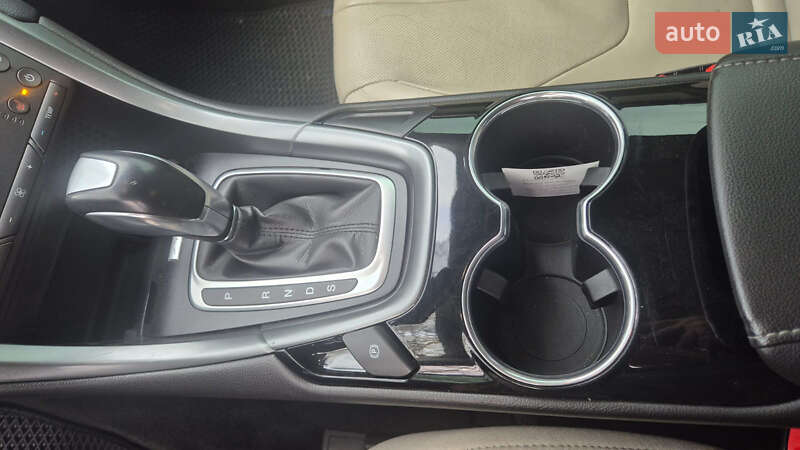 Седан Ford Fusion 2015 в Киеве