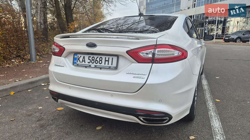 Седан Ford Fusion 2015 в Киеве