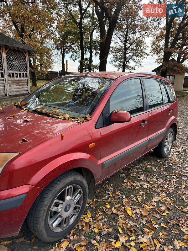 Хэтчбек Ford Fusion 2007 в Черновцах