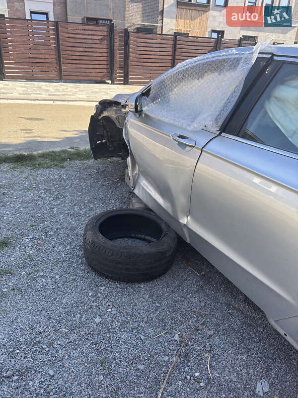 Седан Ford Fusion 2016 в Киеве фото 2 Седан Ford Fusion 2016 в Киеве