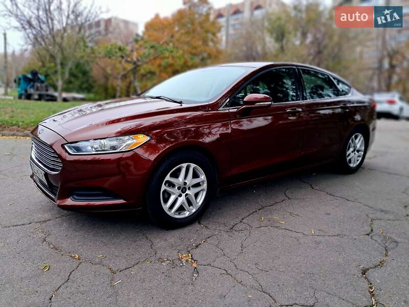 Седан Ford Fusion 2015 в Запорожье