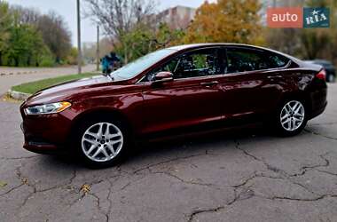 Седан Ford Fusion 2015 в Запоріжжі