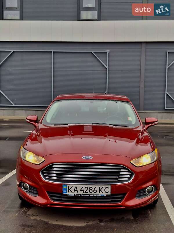 Седан Ford Fusion 2015 в Киеве