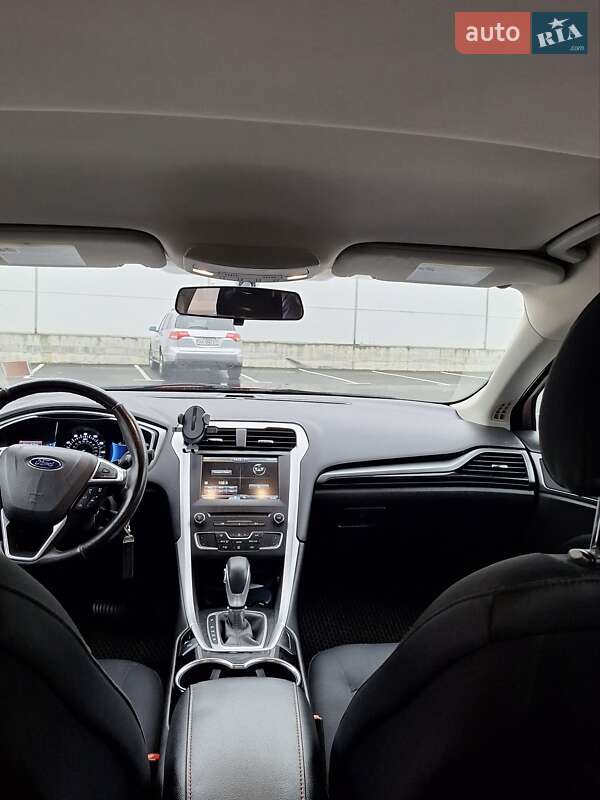 Седан Ford Fusion 2015 в Киеве