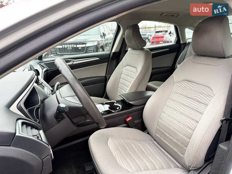 Седан Ford Fusion 2015 в Києві фото 3 Седан Ford Fusion 2015 в Києві