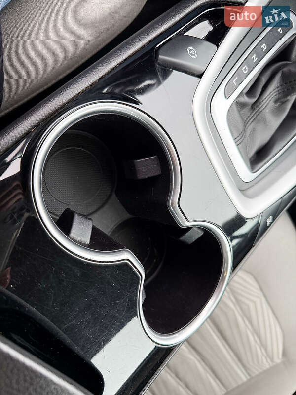 Седан Ford Fusion 2015 в Києві фото 10 Седан Ford Fusion 2015 в Києві