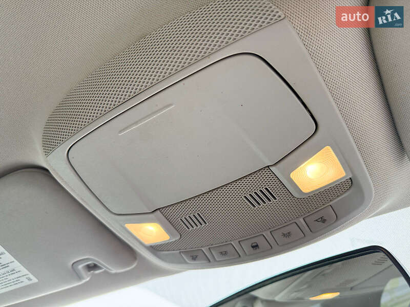 Седан Ford Fusion 2015 в Києві фото 18 Седан Ford Fusion 2015 в Києві