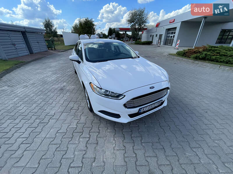 Седан Ford Fusion 2013 в Косові фото 21 Седан Ford Fusion 2013 в Косові