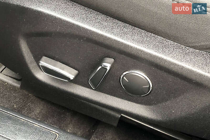 Седан Ford Fusion 2019 в Киеве фото 16 Седан Ford Fusion 2019 в Киеве