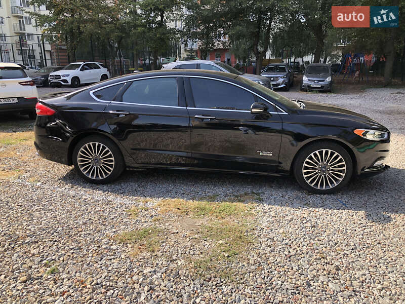 Седан Ford Fusion 2018 в Києві