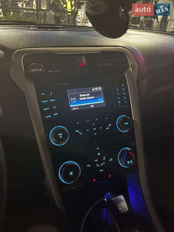 Седан Ford Fusion 2014 в Миколаєві