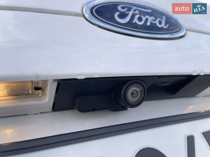 Седан Ford Fusion 2013 в Киеве